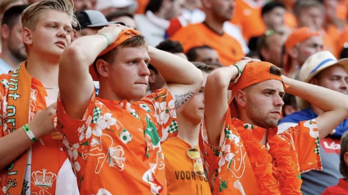 Türkiye'yi de ilgilendiriyor! Dev maç seyircisiz