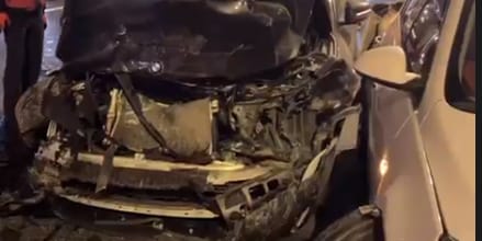 Sunucu Mehmet Akif Ersoy trafik kazası geçirdi