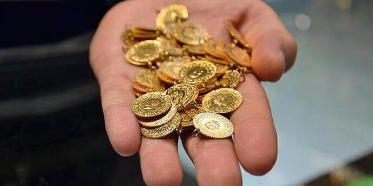 Gram altın  5 bin 700 lira oldu