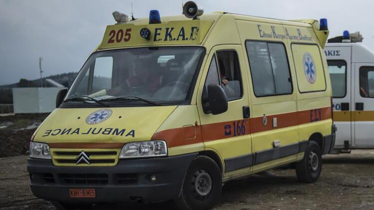 Yunanistan'da göçmenleri taşıyan araç kaza yaptı: 7 ölü