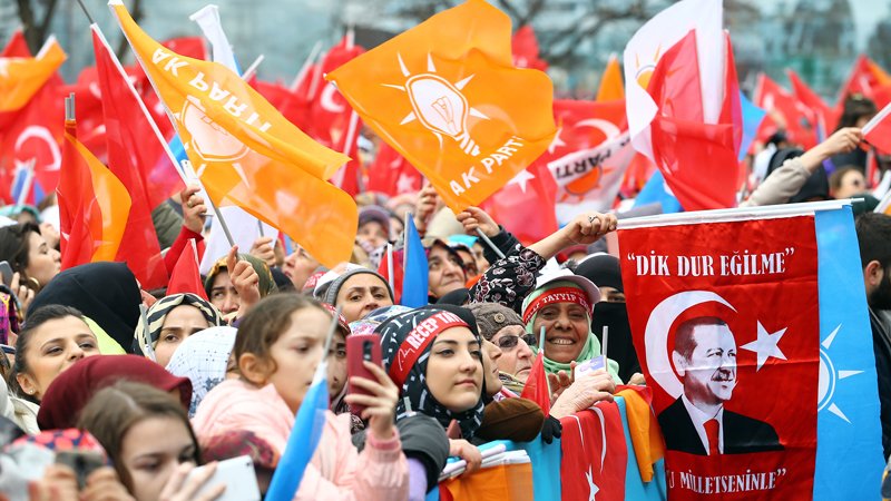 AKP'den 'taarruz' kararı: Savunma hattından çıkacak, taarruz hatlarına geçeceğiz
