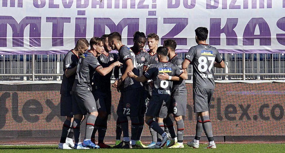 Haliç derbisinde kazanan Fatih Karagümrük