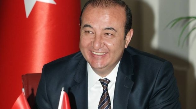 Görevden alınan AKP'li Belediye Başkanı'na FETÖ'den gözaltı!