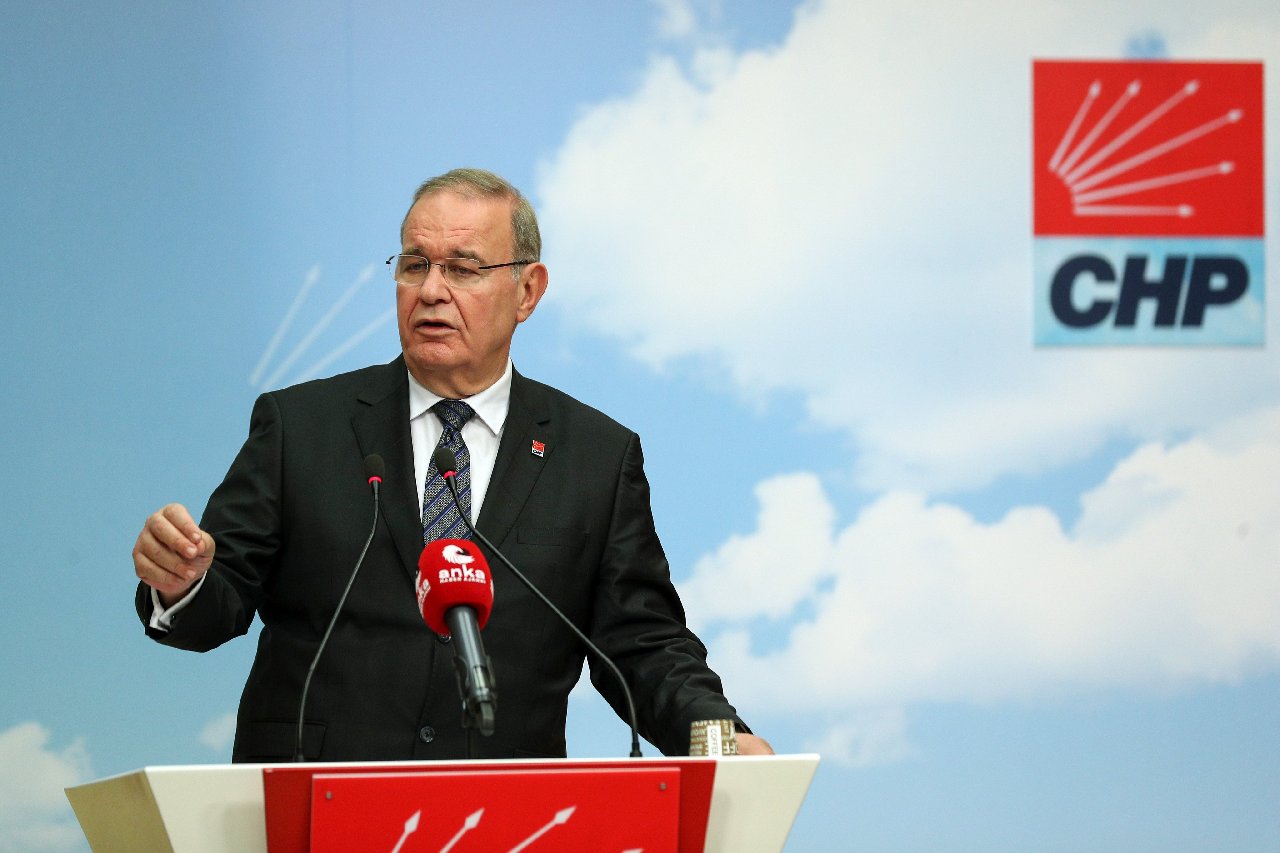 'Genel başkanımızın karşısına çıkamayanlar neyin telaşında?'