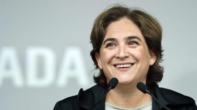 Belediye Başkanı, canlı yayında cinsel kimliğini böyle açıkladı!