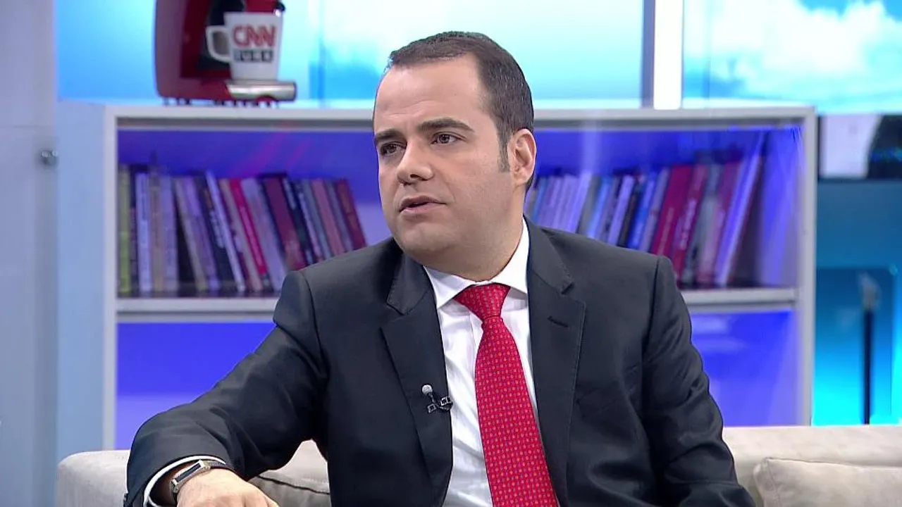 Özgür Demirtaş isyan etti: Size yalvarıyorum artık hata yapmayın