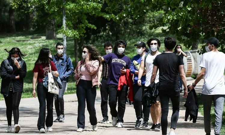 Araştırma: Gençler arasındaki en güçlü eğilim merkez sol
