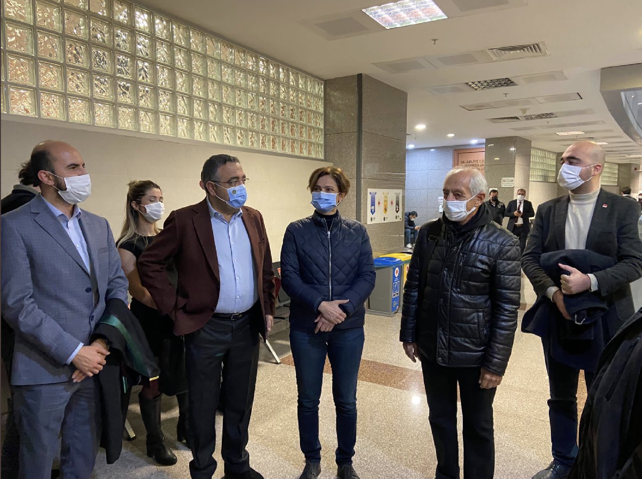 Genco Erkal, 'Cumhurbaşkanı'na hakaret'ten hakim karşısında: Diplomayı görmek istiyoruz