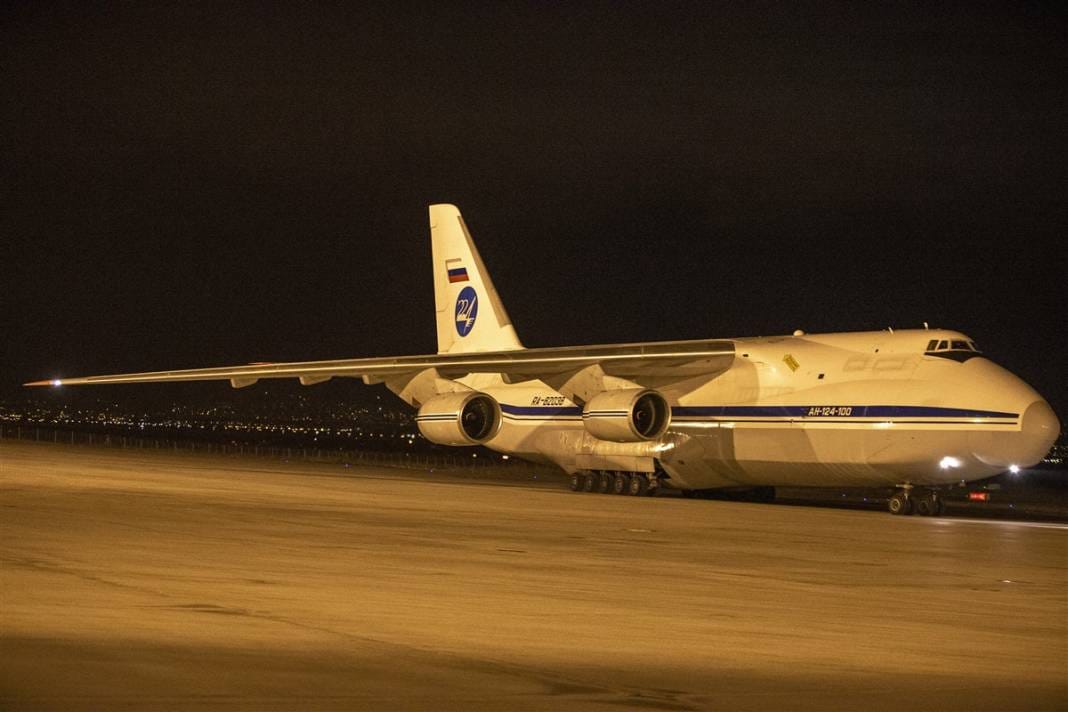 Dev kargo uçağıyla geldi: Değeri 1 milyar 100 milyon TL