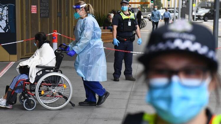 Avustralya'da 2 kişide Kovid-19'un Omicron varyantı tespit edildi