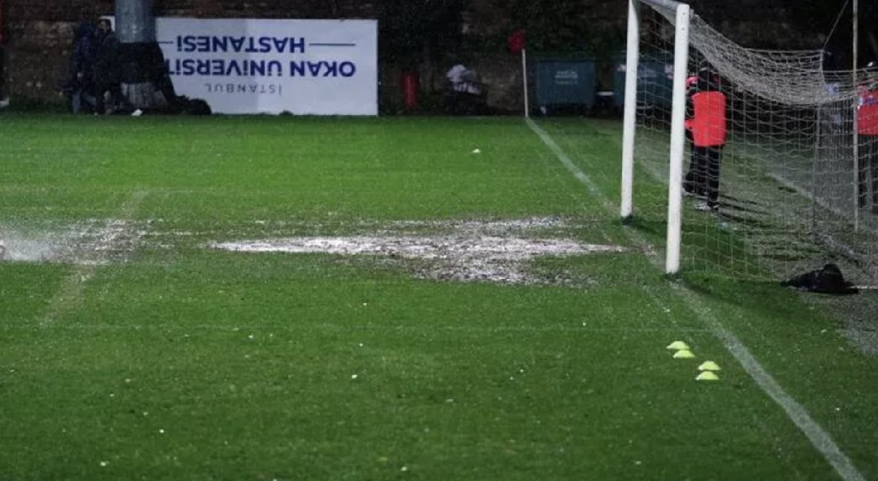 İstanbul'daki maça fırtına engeli: Yeniden ertelendi