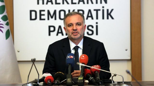 Ayhan Bilgen'den yeni parti sinyali