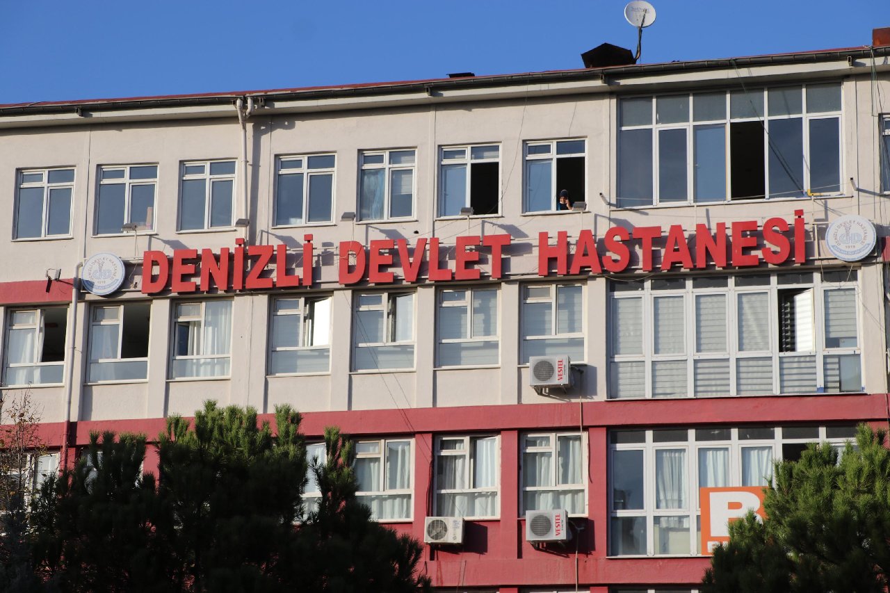 Doktora yumruk atan hastaya gözaltı