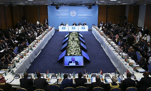 İslam İşbirliği Teşkilatı'nın İstanbul'daki zirvesinde çarpıcı gerçek: Sadece 16 lider...