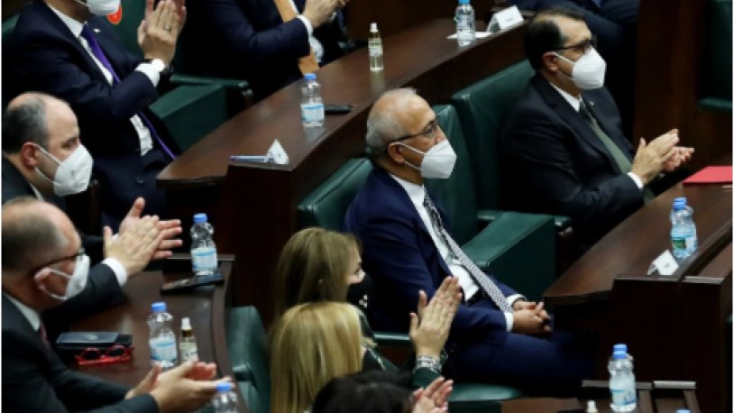 Bakan değişikliği sonrası siyasilerden ilk tepki