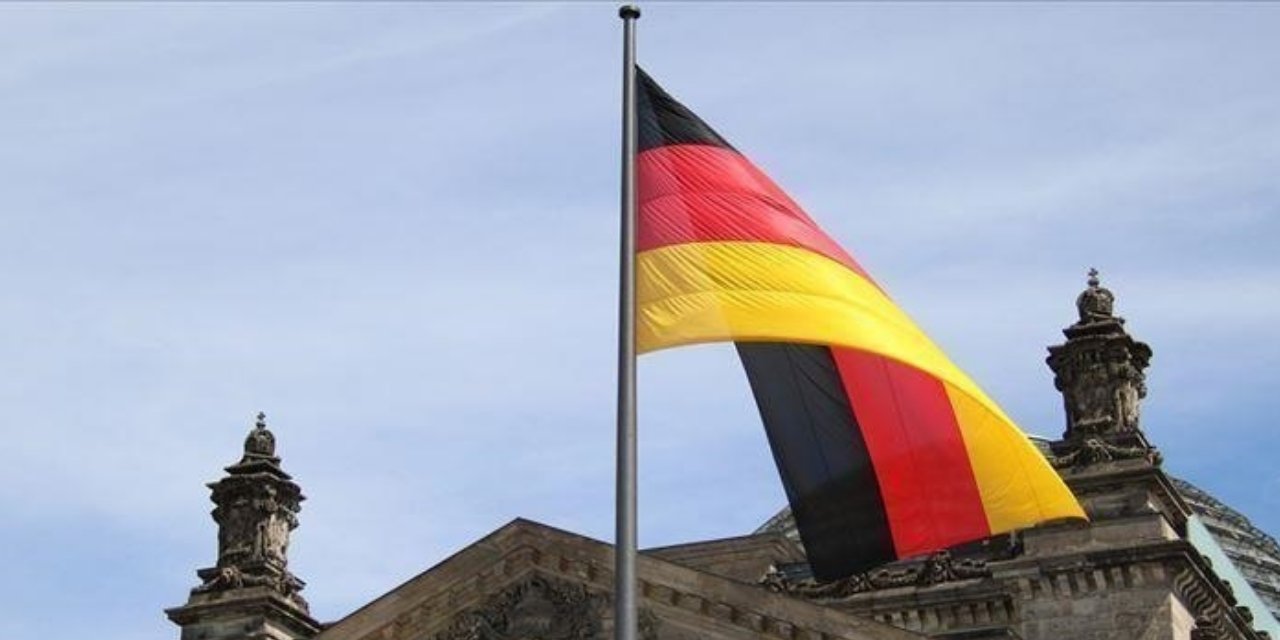 Almanya'da Yeşiller Partisi'nden koalisyon protokolüne onay