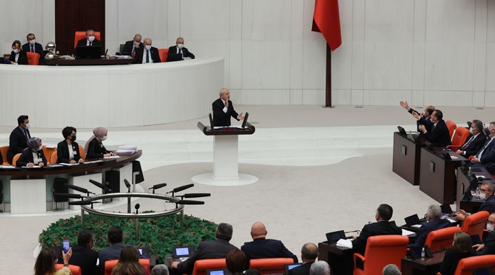 CHP'li Özel: Kılıçdaroğlu'nun vücut dili hiçbir gruba yönelik değil