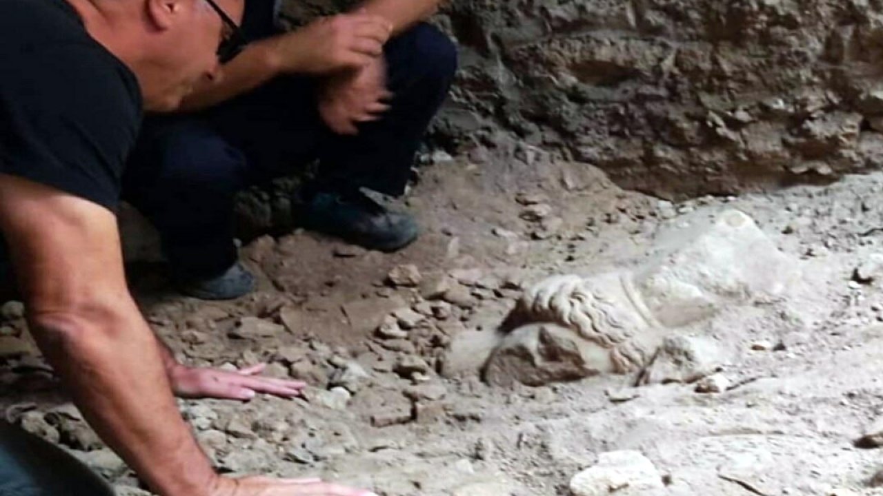 Datça'da 2 bin yıllık 'Tanrıça Tykhe' heykeli bulundu