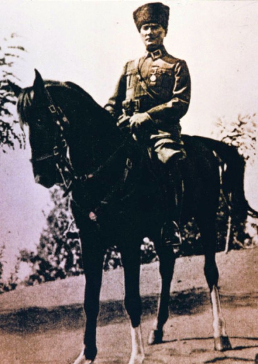 19 Mayıs Atatürk’ü Anma, Gençlik ve Spor Bayramınız kutlu olsun!