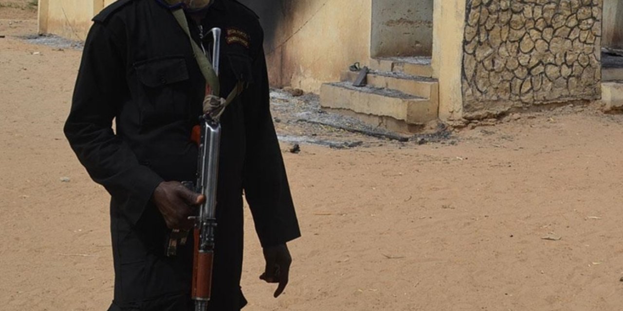 Nijerya'da camiye saldırı: 9 kişi hayatını kaybetti