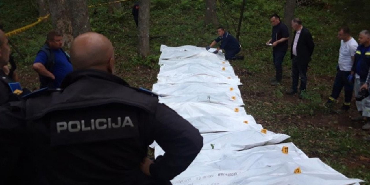 Srebretnisa'da öldürülen 10 kişinin daha cesedine ulaşıldı