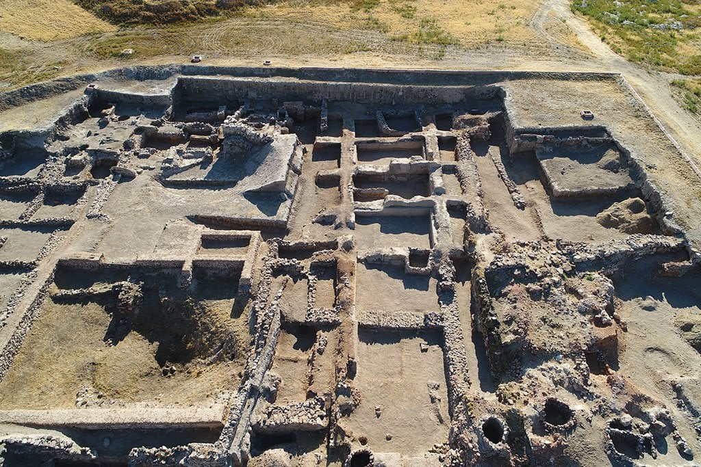 Kültepe'deki ören yerinin tarihi 300 yıl daha geriye gitti