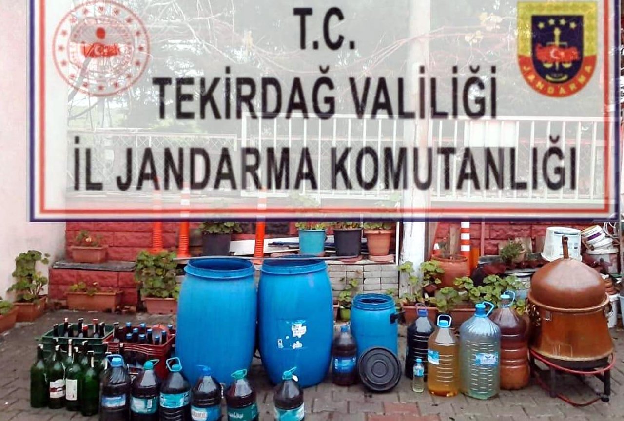 Tekirdağ'da 360 litre 'sahte içki' ele geçirildi