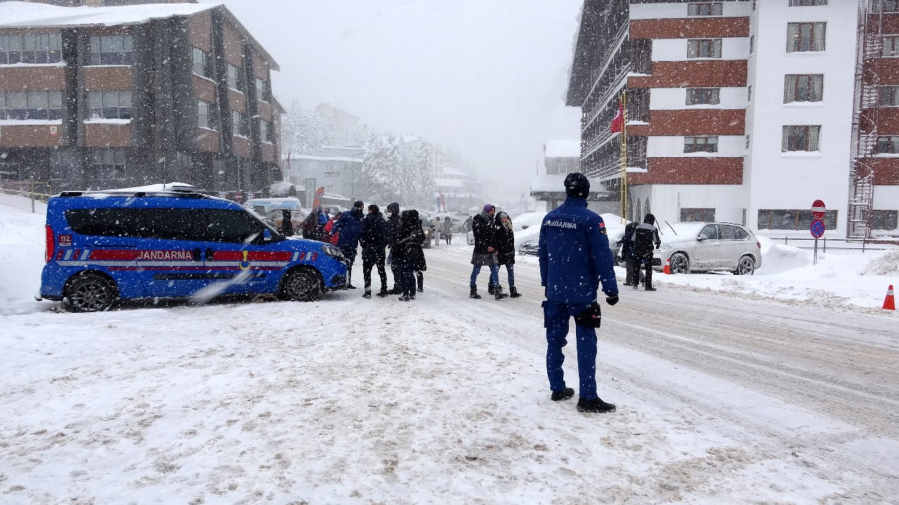 Uludağ'da kar kalınlığı, 50 santimetreye ulaştı