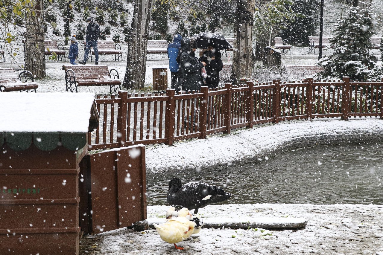 Ankara beyaza büründü