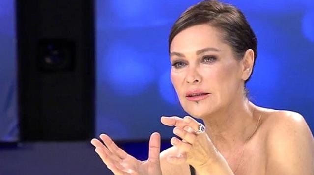 Hülya Avşar'dan yanıt: Sakinleştiyseniz sıra bende