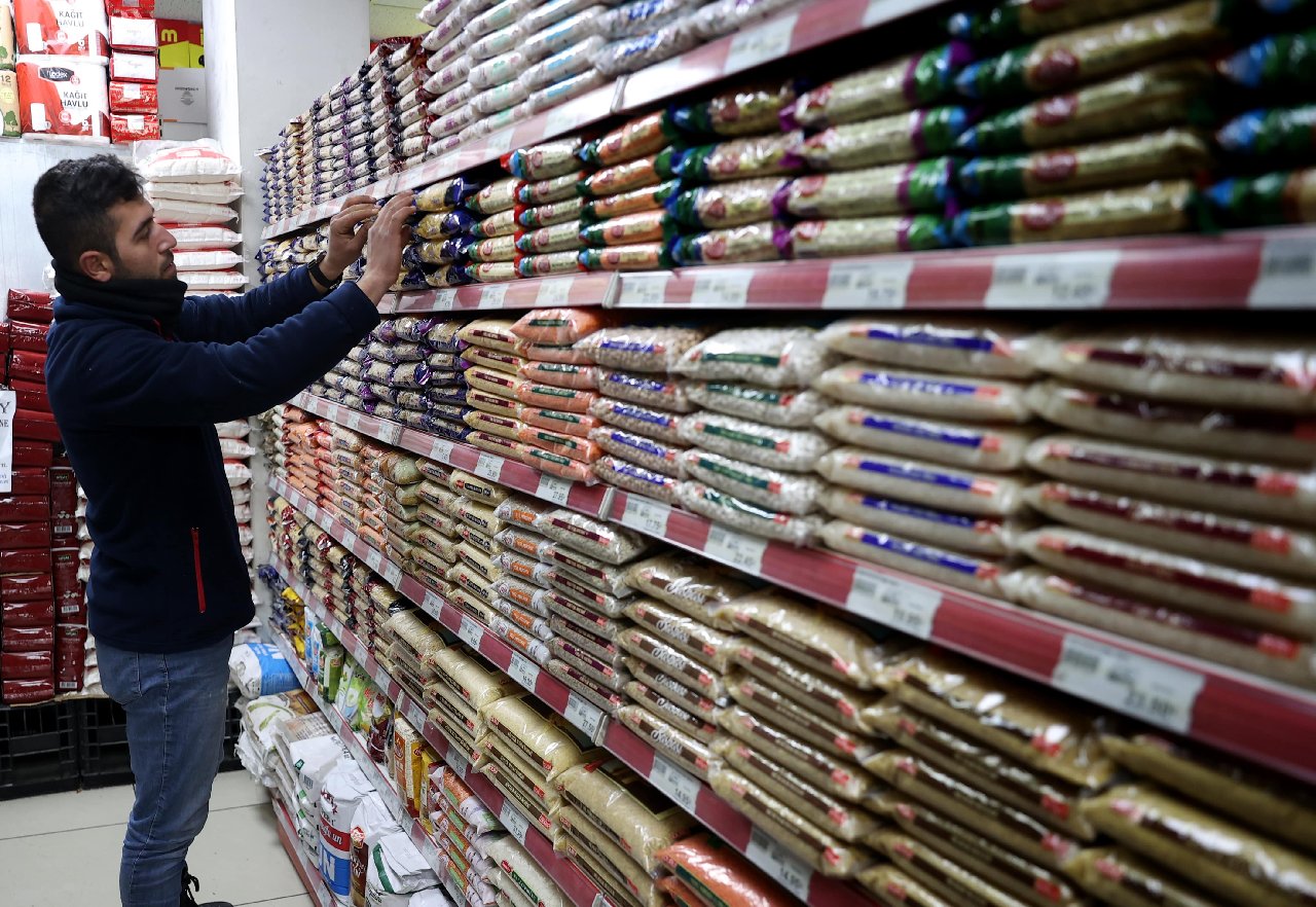 Perakendeciler, 1 ay içinde fiyatlarda yüzde 40’lık indirim öngörüyor