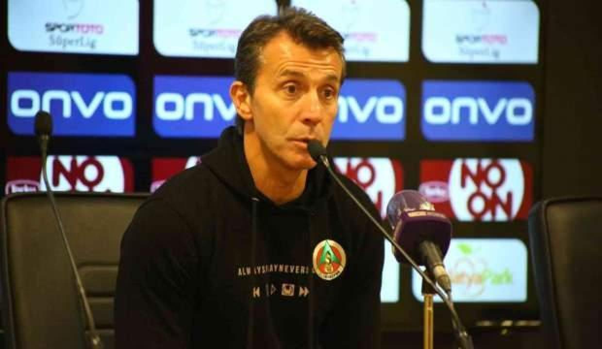 Aytemiz Alanyaspor, Bülent Korkmaz ile yollarını ayırdı