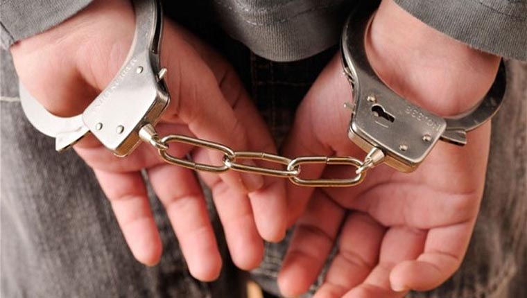 Eskişehir'de Cumhurbaşkanına hakaretten 2 kişi tutuklandı