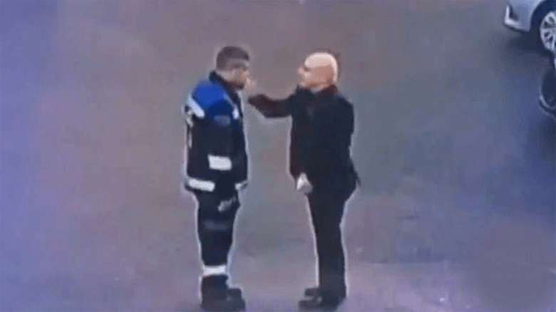 Daire başkanından zabıta memuruna bayıltan dayak!