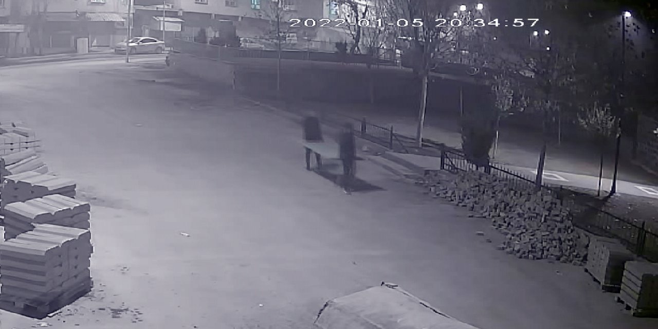 Okul kapısını çaldılar