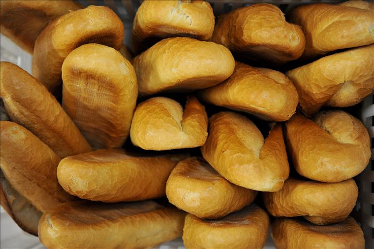 Özgen Nama'dan ekmek işine giren AKP'li belediyeye: Örnek olmanın gururunu yaşıyoruz