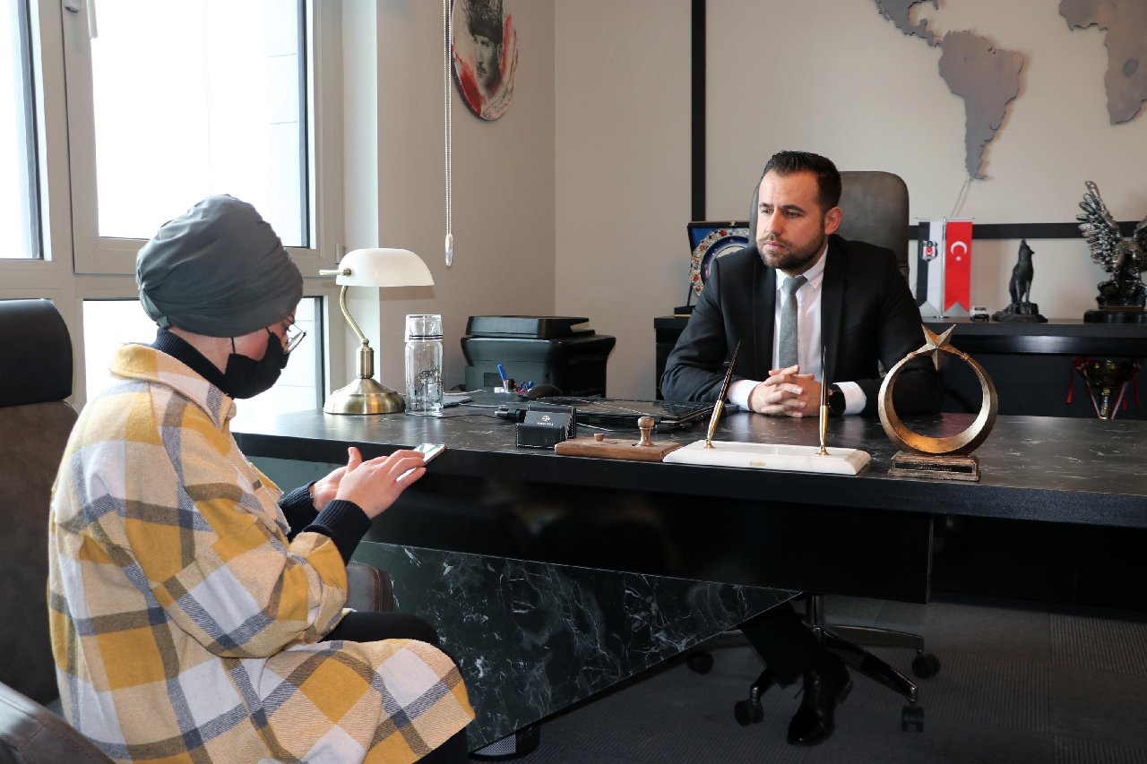 Cinsel içerikli videodaki kadını eşine benzetip boşanma davası açtı