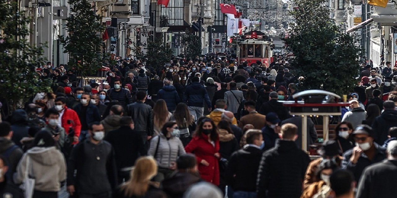 Doç. Dr. Ümit Savaşçı: Vaka sayılarında 300-400 binleri bulabiliriz