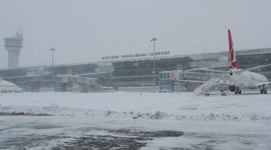 Müjde! Atatürk Havalimanı açık ama iki kişiye
