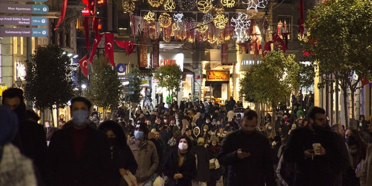 Bilim Kurulu Üyesi: Omicron bağışıklığıyla salgın bitebilir