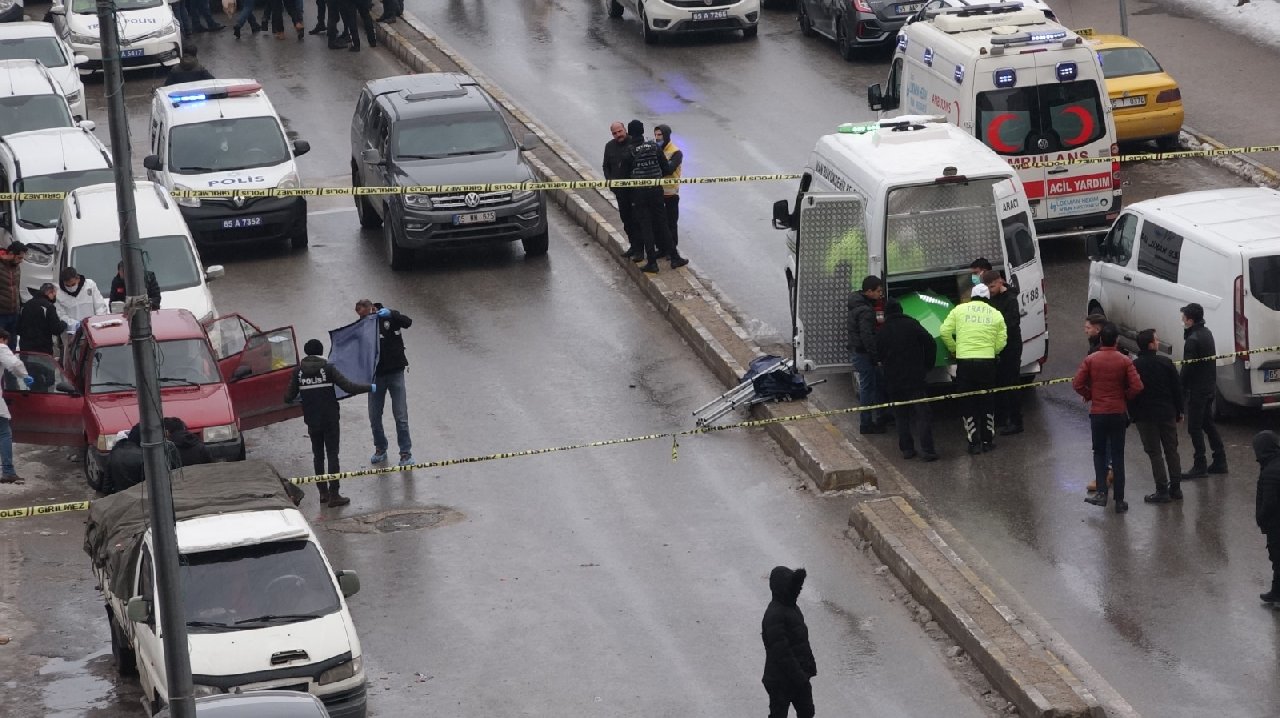 Aldatıldığını düşündü, uzun uzun cinayet planı yaptı