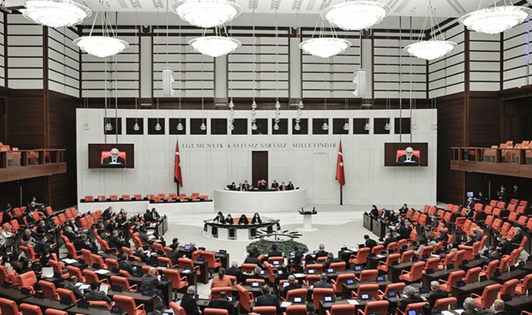 Aden Körfezi tezkeresi TBMM'de kabul edildi