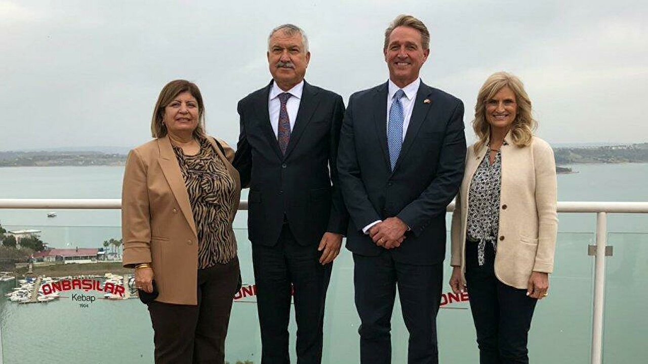 Zeydan Karalar ve Jeff Flake'ten kebap buluşması