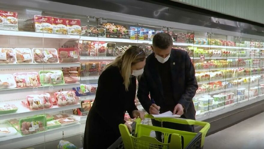 Geçen ayki alışverişten 16 ürün kasada kaldı