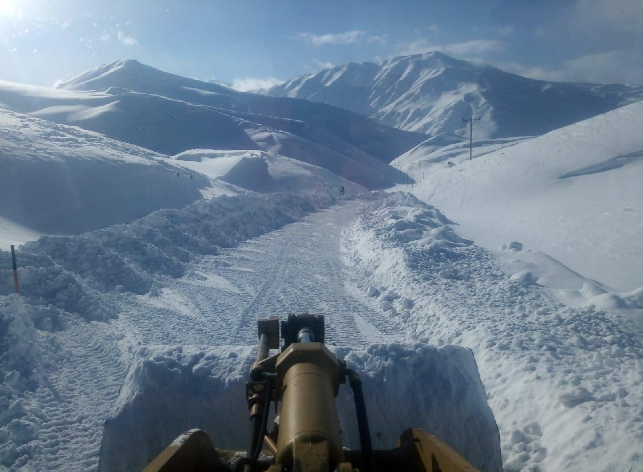 Van'da 308 yerleşim yerinin yolu ulaşıma kapandı