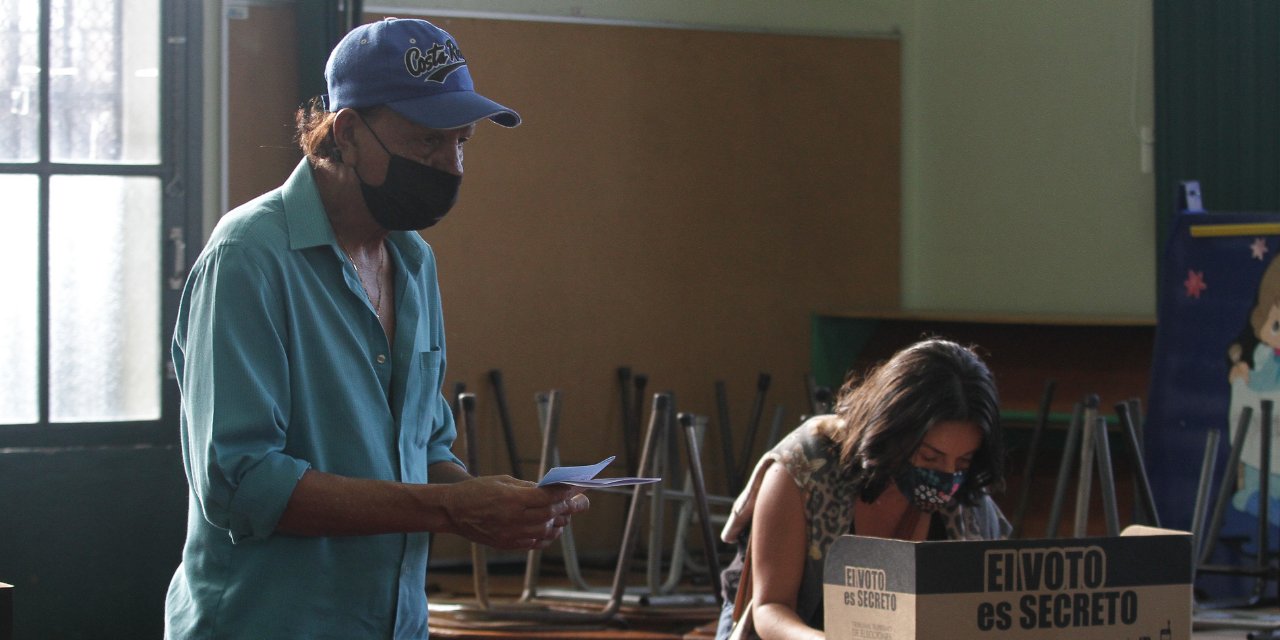 Kosta Rika'da devlet başkanlığı seçimi ikinci tura kaldı