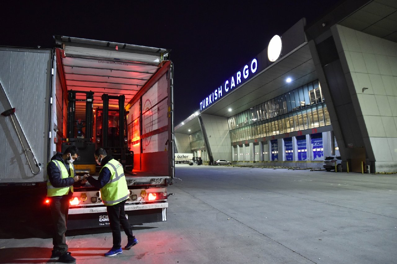 Turkish Cargo Atatürk Havalimanı'na veda etti: İstanbul Havalimanı'nda operasyonlar başladı