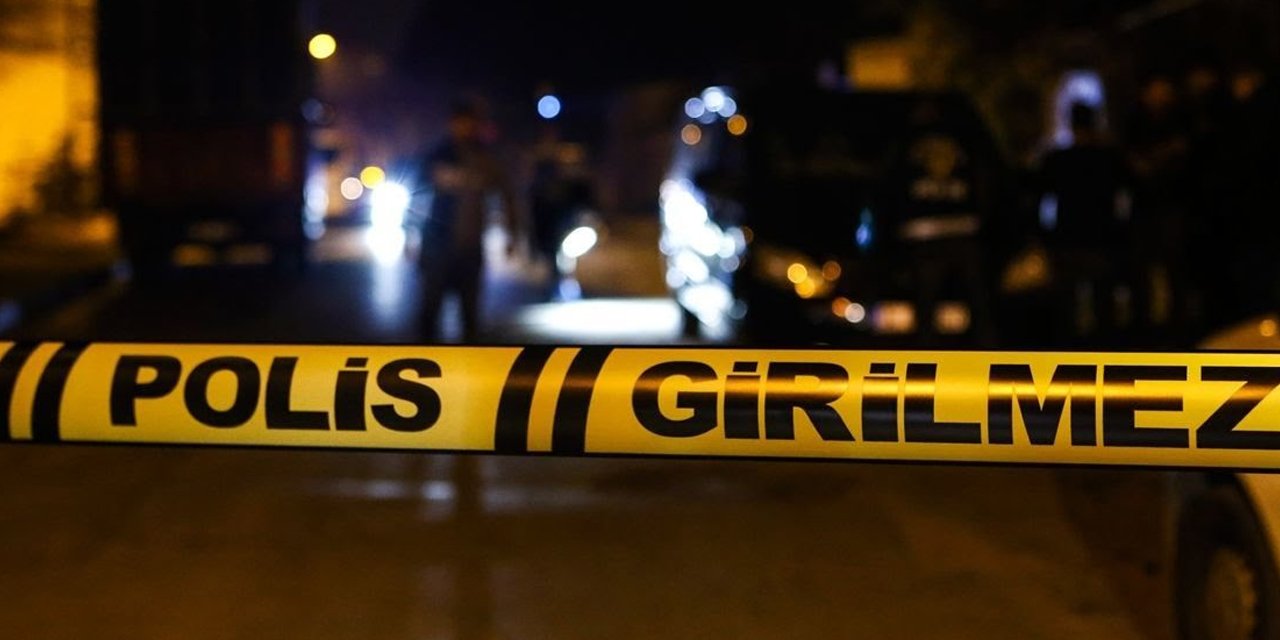 Anneanne, kızı ve torunu evde ölü bulundu