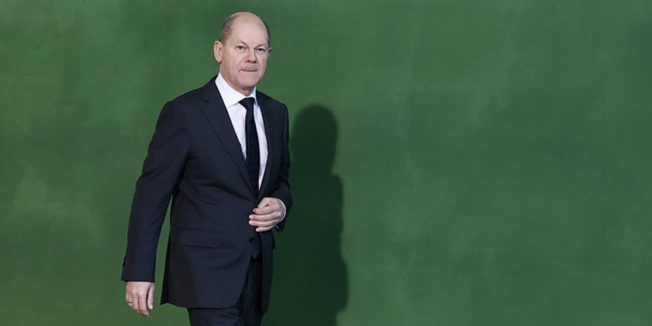 Scholz: Rusya'yı, Ukrayna'ya karşı saldırganlığın hata olacağı konusunda uyardık