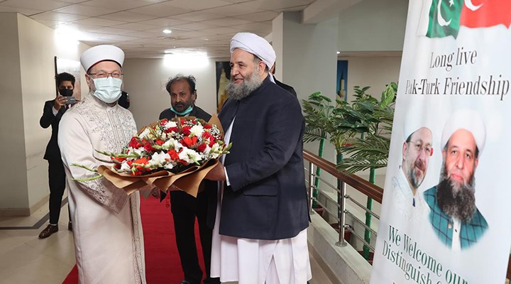 Ali Erbaş İslamabad’a özel jetle uçtu